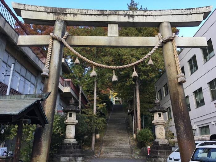 手長神社