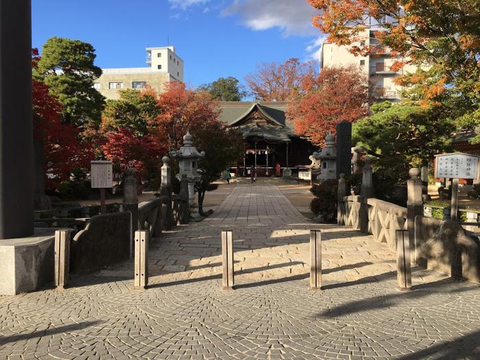 四柱神社