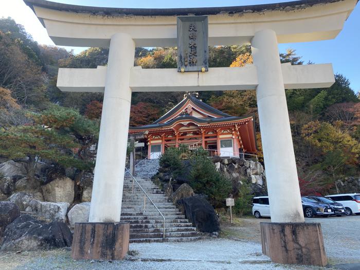 山梨県甲府市にある夫婦木神社姫の宮