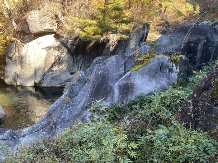 山梨県甲府市にある昇仙峡のラクダ岩